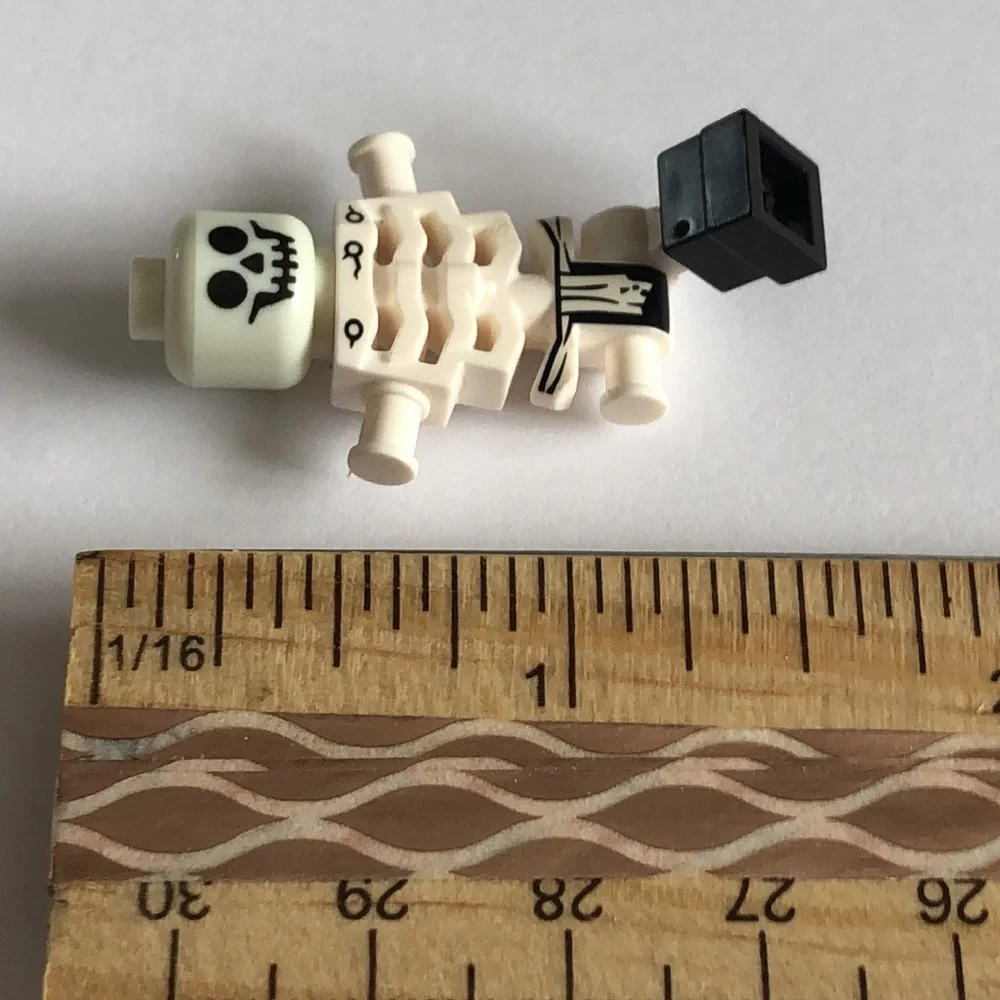 LEGO HIDDEN Side Minifigures LEGO Captain Jonas Jonas Jr Parker L Jackson